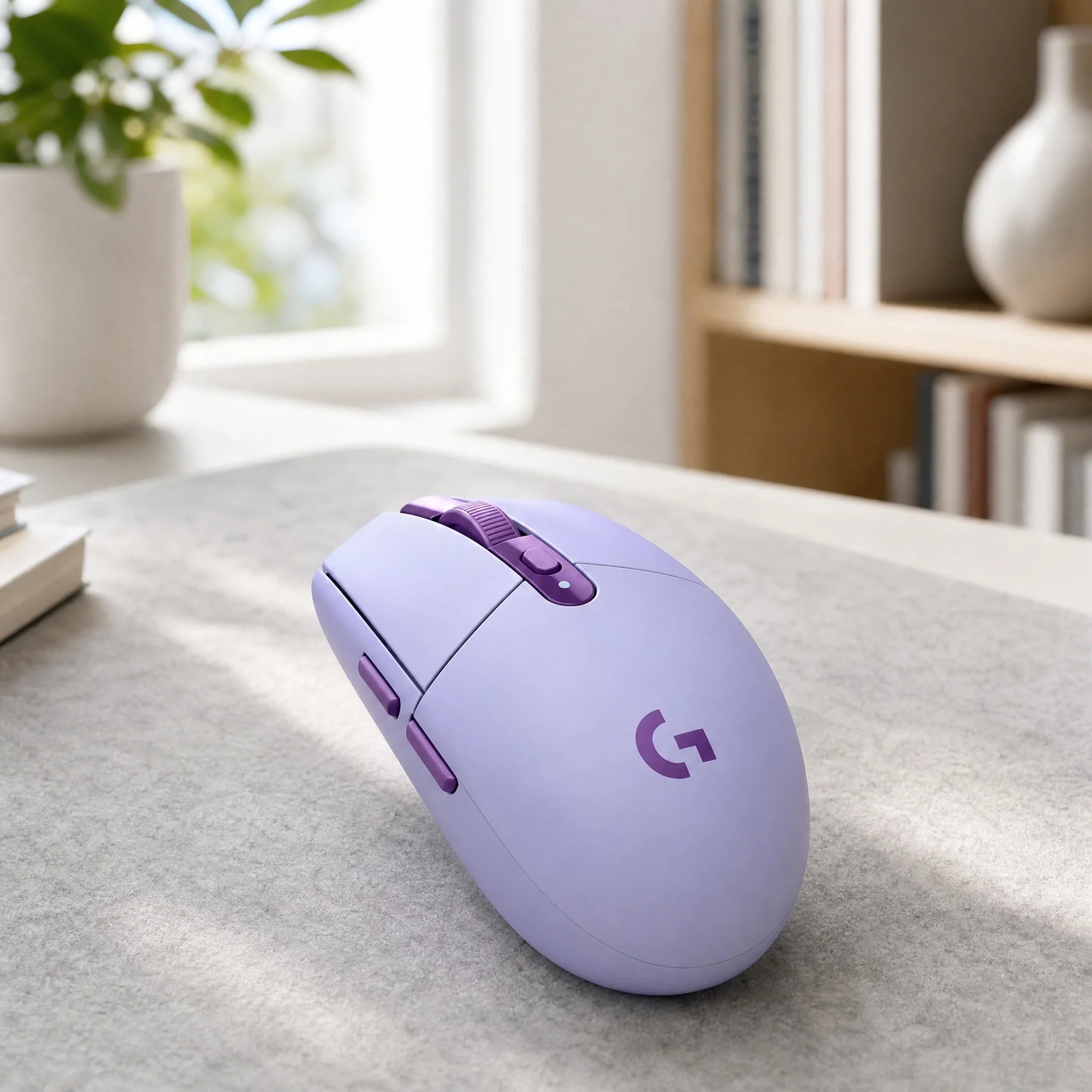 Logitech G304 Ligthspeed Wireless Gaming Mouse, Hero 12K Sensor, 12000DPI, Compatible PC MacO